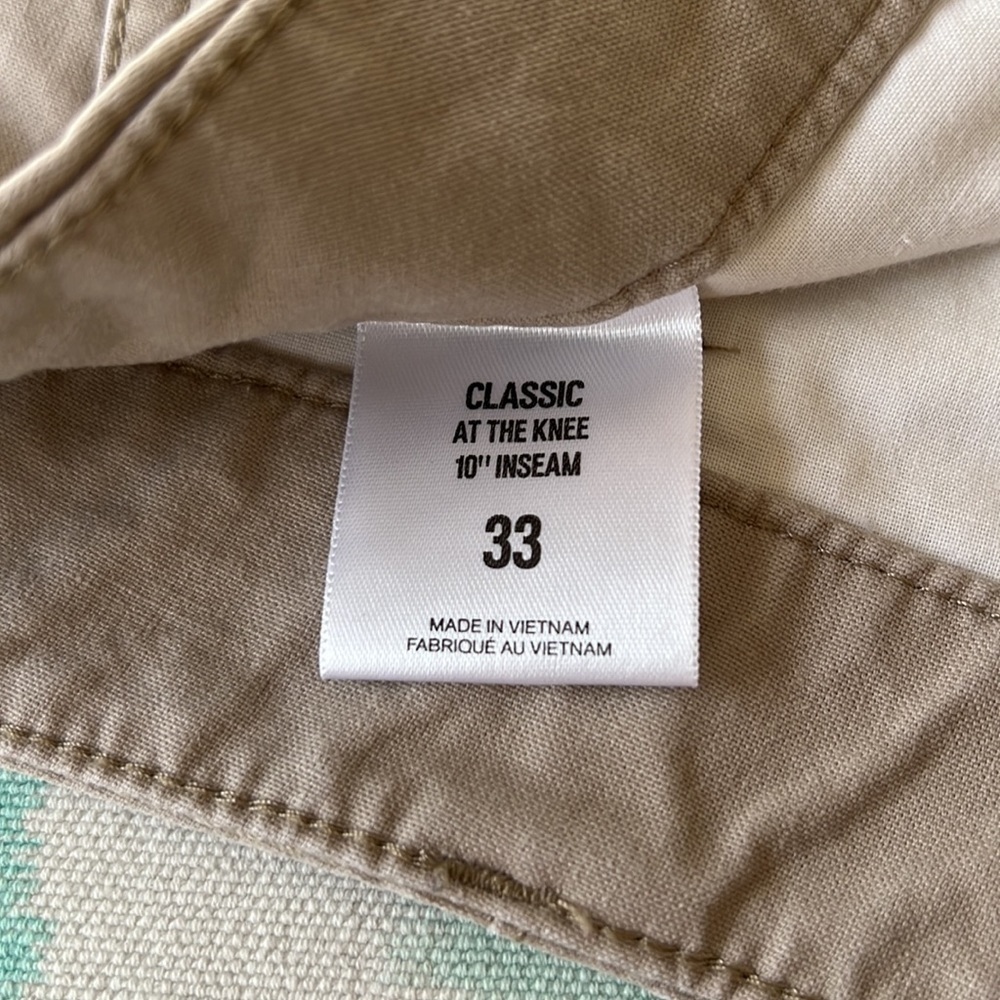 Express Men’s Classic Fit Khaki Flat Front At-The-Knee Shorts Size 33 - Picture 6 of 10